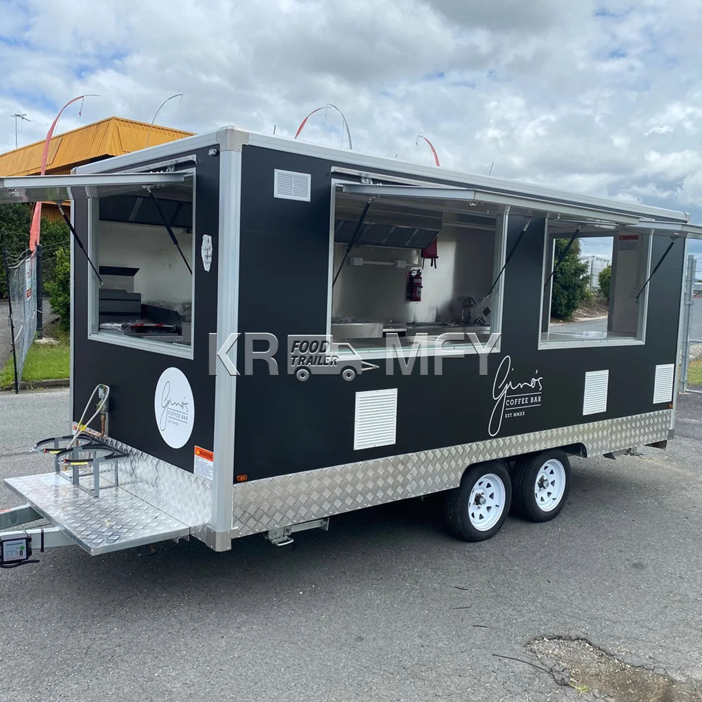 2024 Bbq Hot Dog Coffee Ice Cream Cart Vending Car Retro Food Truck Usa Mobile Food Truck Trailer For Sale