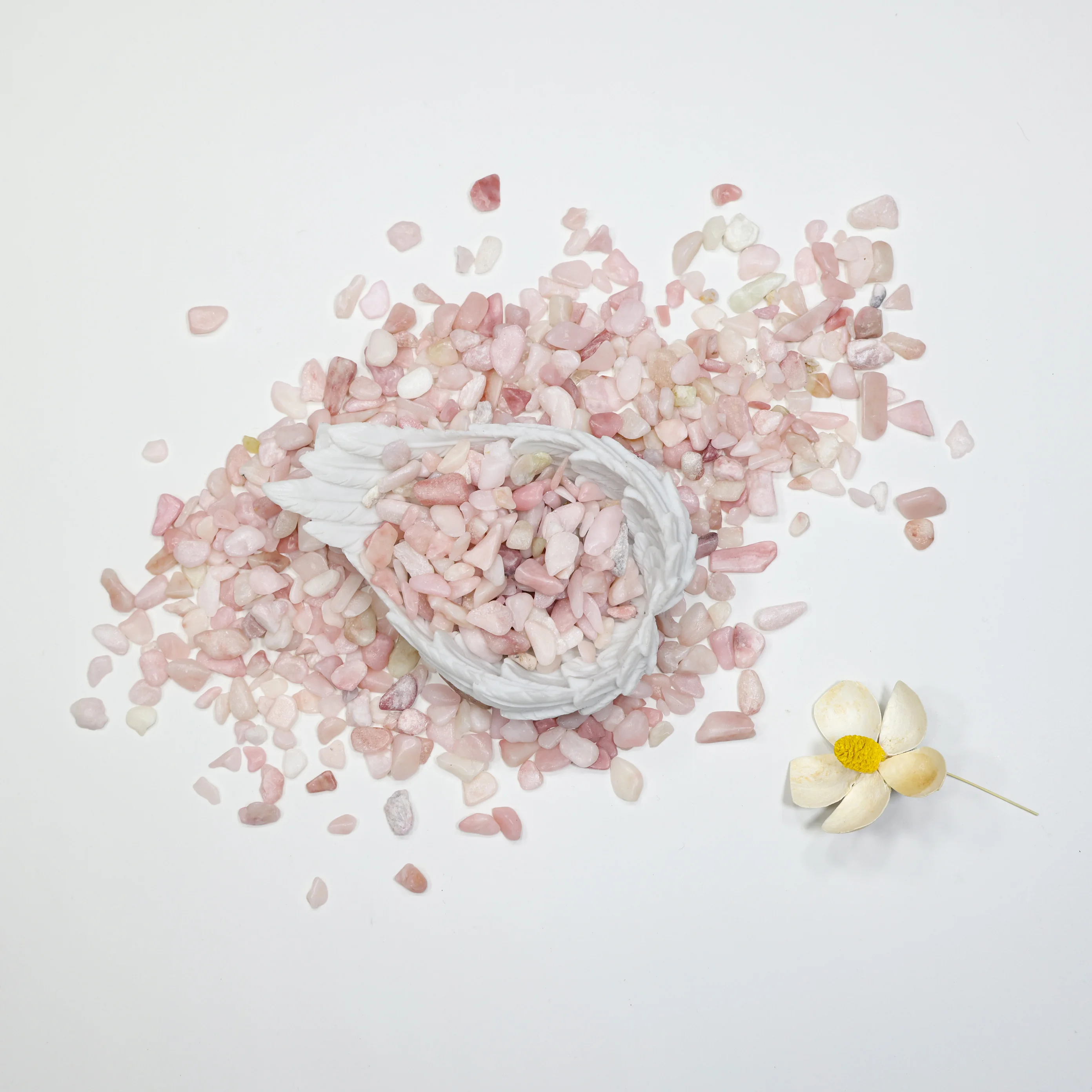 The New Listing Gemstone Stone Gravel Quartz Rock Crystals Bulk Wholesale Tumbled Stones Rose quartz chips With Best Qu