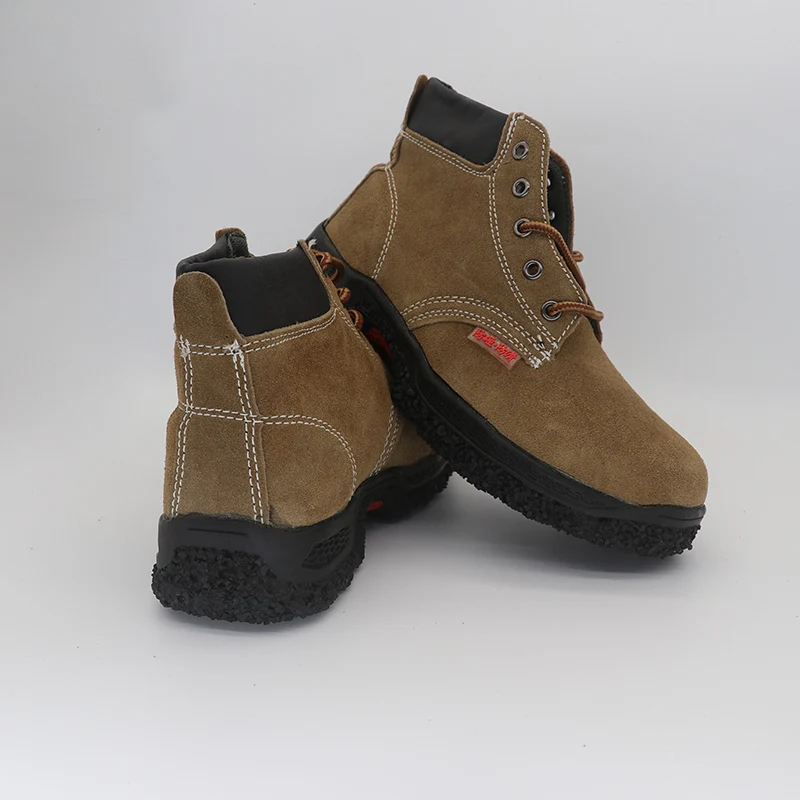 Safety Shoes Rubber Sole Lightweight Outdoor Industrial Work Safety boots  in China