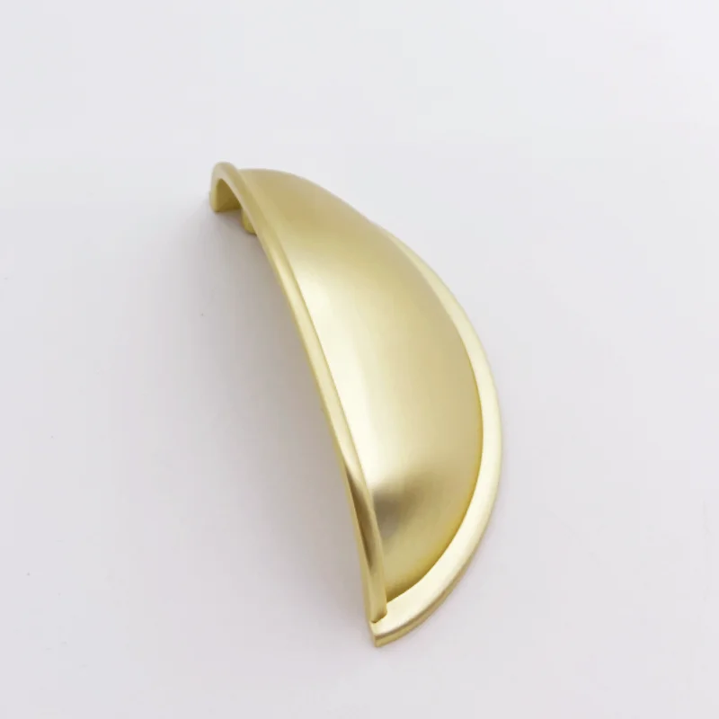 Antique Bronze & Gold Kitchen Cabinet Drawer Pull Vintage Moon Shape Handle made of Zinc Alloy Copper Outdoor Dining Application