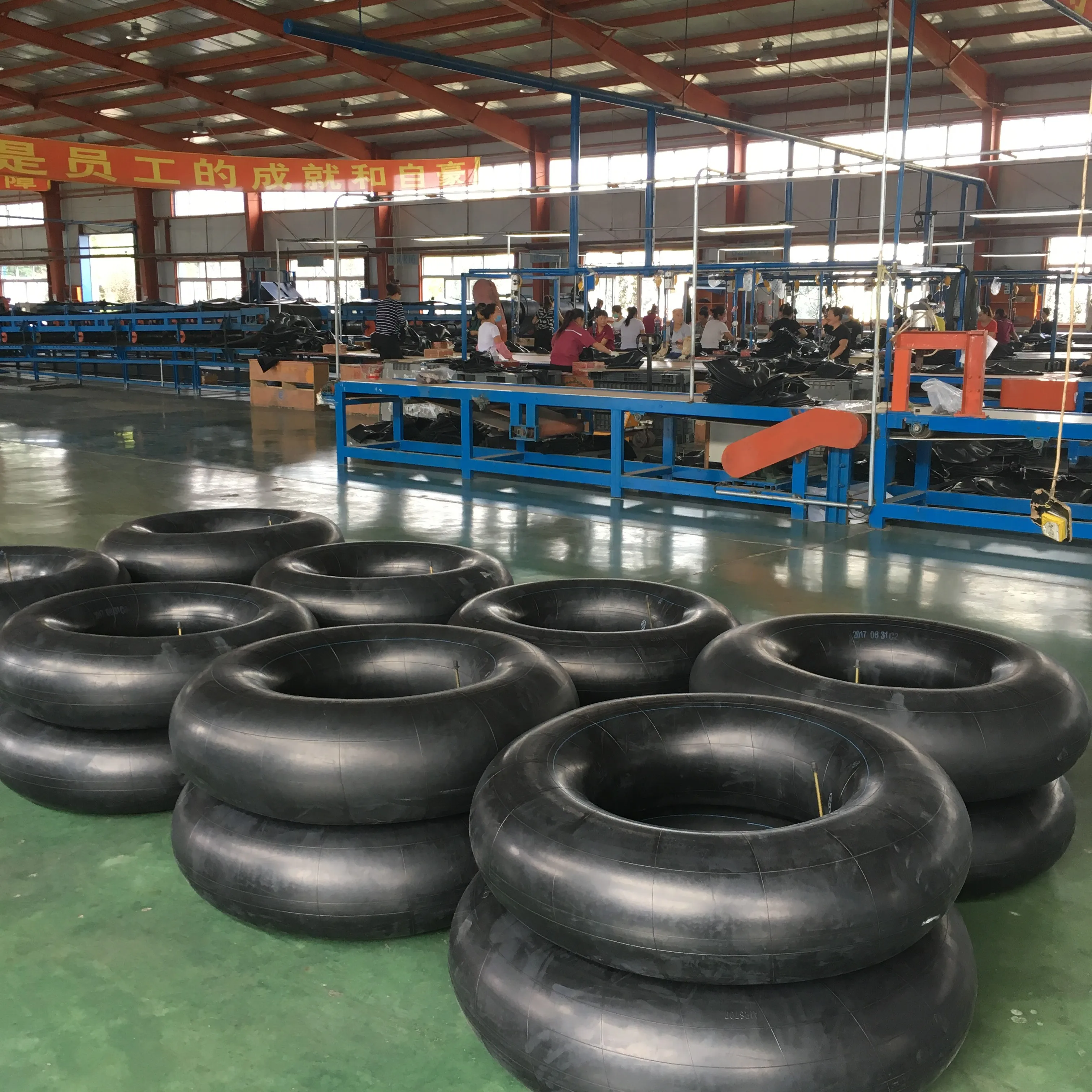 INNER TUBES OF RUBBER cheap heavy duty truck tyre inner tube 1400R20, Made in China car tyre inner tube