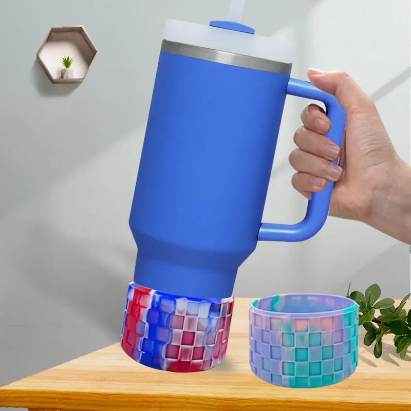 3D Checkered Textured Silicone Tumbler Boot for Tumbler Cup 30 oz 40 oz Anti-Slip Protective Water Bottle Sleeve