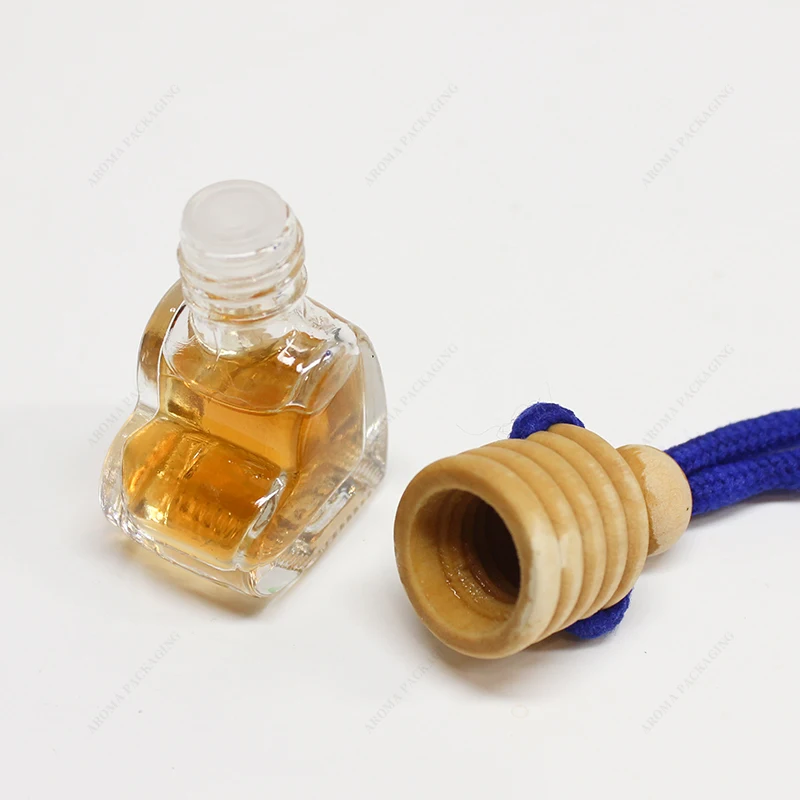 Hot Selling Hanging Glass Car Diffuser Bottle Air Freshener Perfume Glass Fragrance Aroma Car Diffuser Bottle
