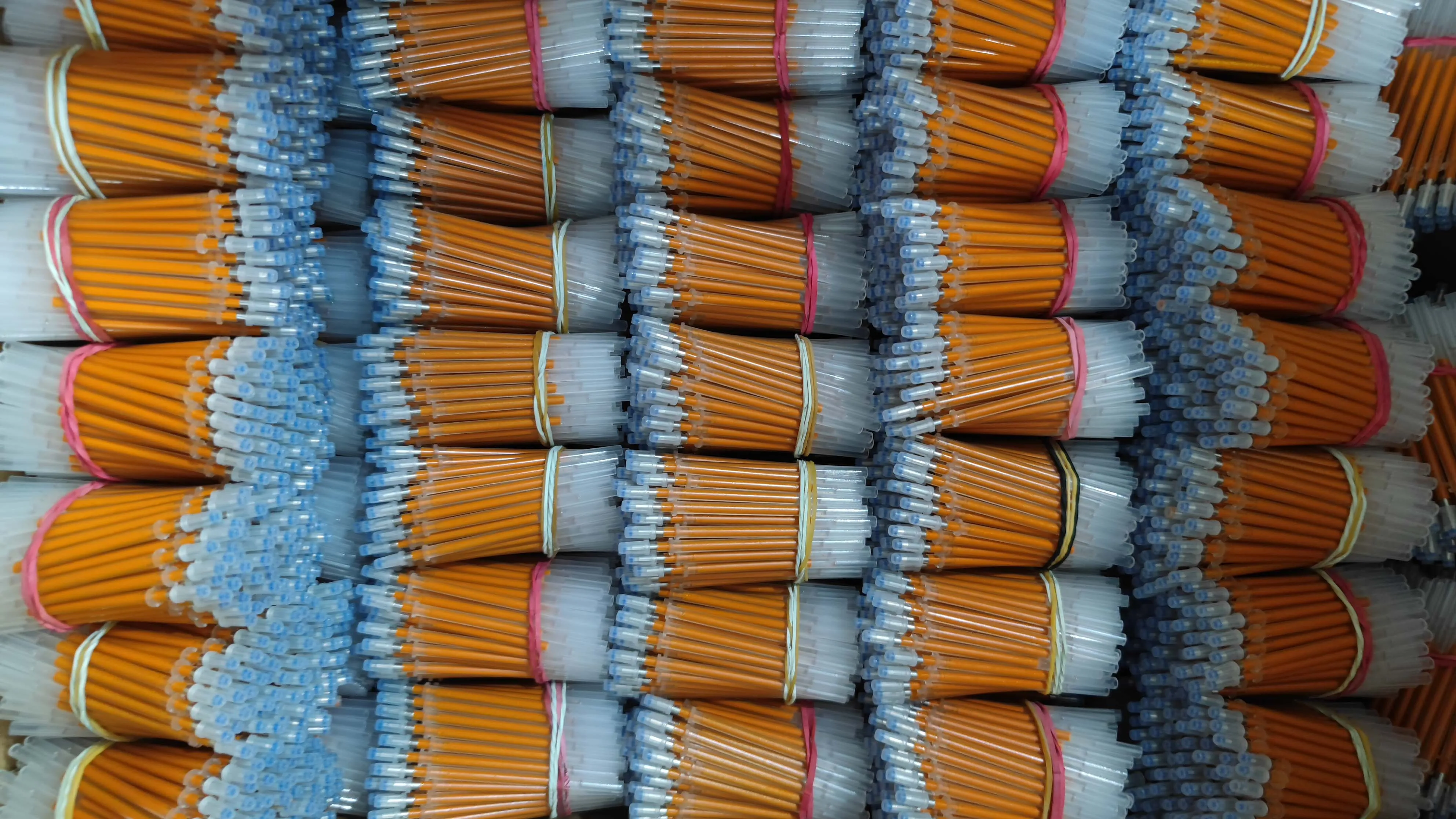 In Stock Blue Ink Advertising Gift Pen Click Customized Logo Hotel Business Plastic Ballpoint Pen 0.5mm Nib