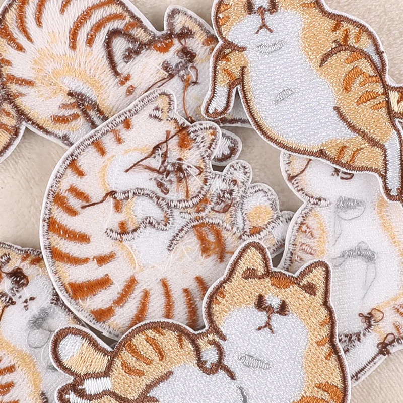 Self sticker embroidery cute cartoon cat Patch for kid clothes decoration