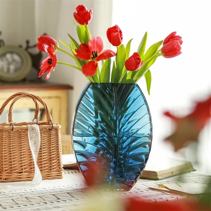 Modern Simple Creative blue Leaf Pattern Glass Vase Wedding decoration for Flower Arrangement Party table decoration