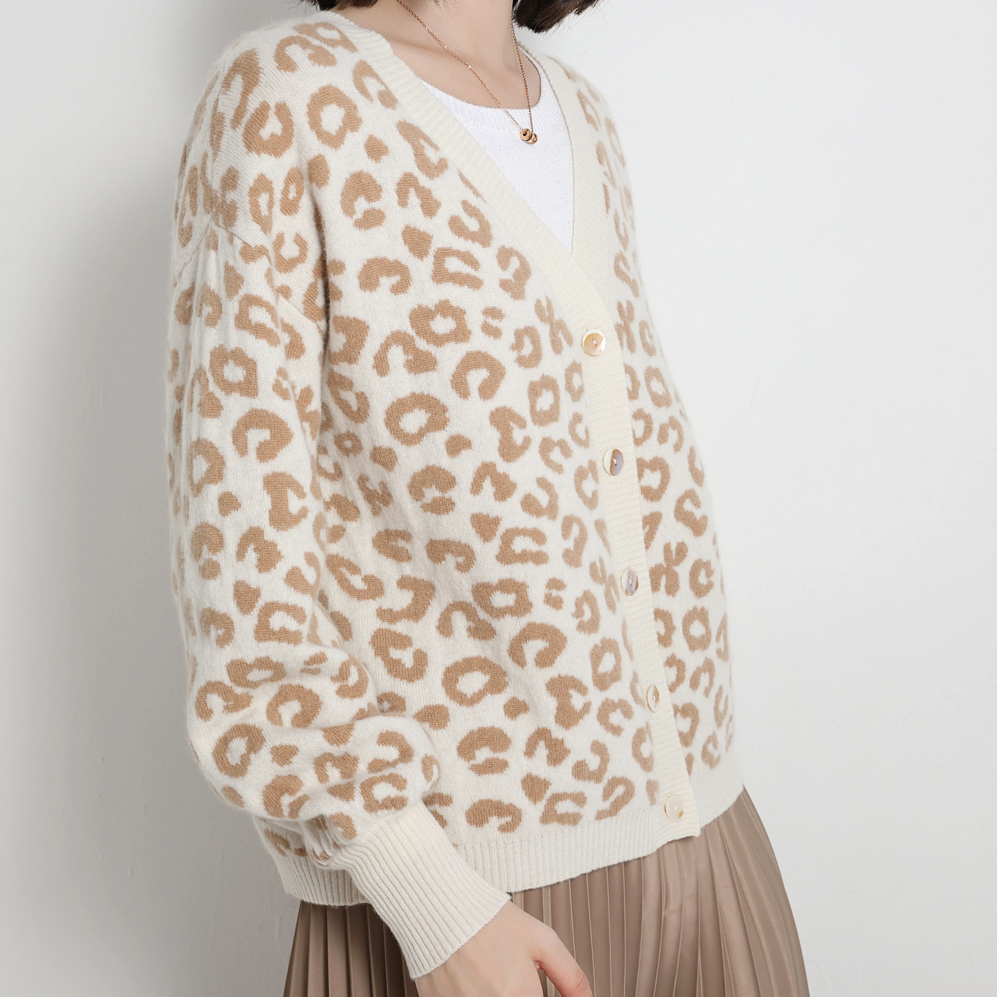 Gg 2020 Fashionlatest Design Custom Sweater 30% Cashmere Sweater Leopard Jacquard Cardigan Sweaters Women Autumn Lady Women