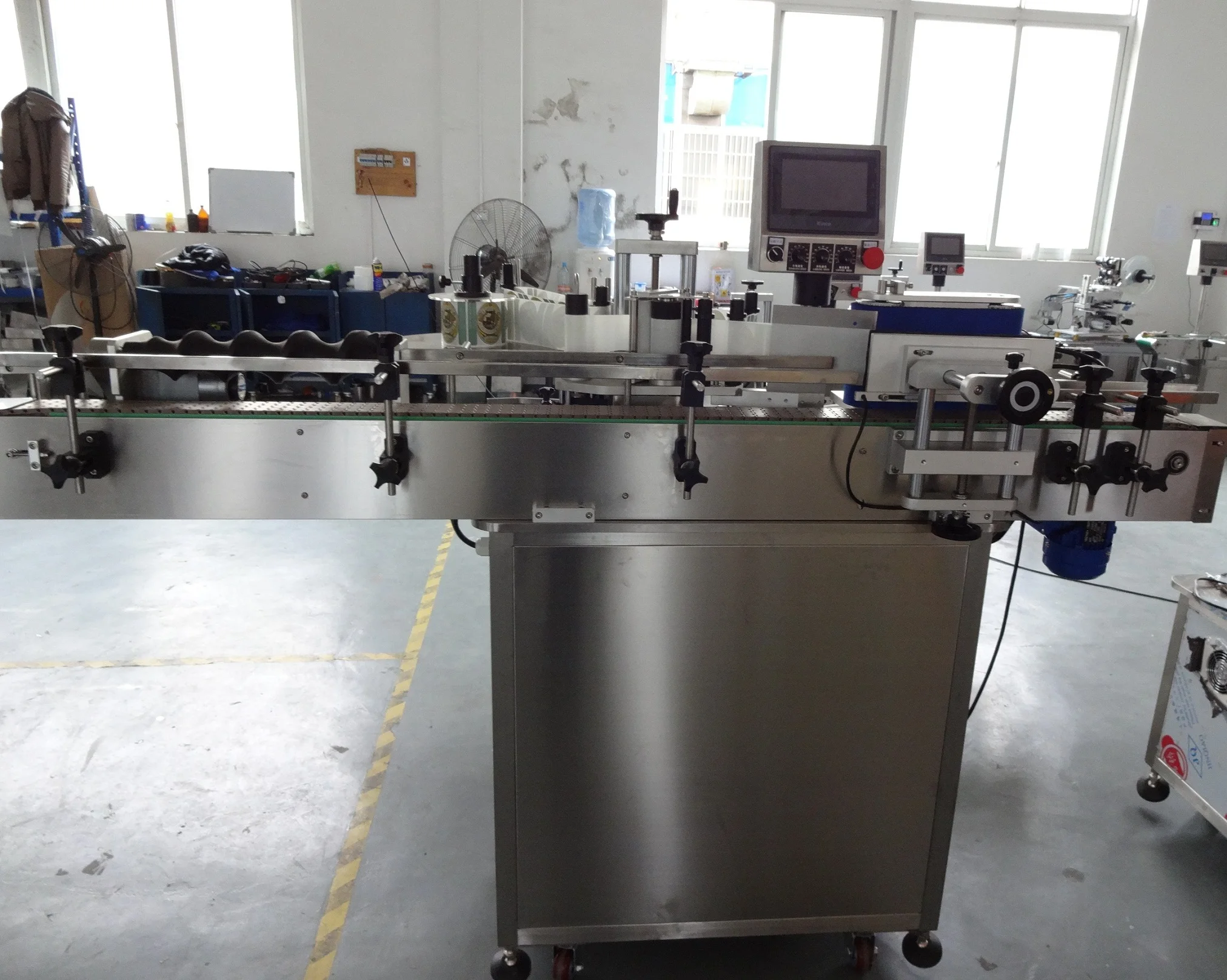 
YIMU YM-510 Factory Tin Can Labeling machine,Tinned Tuna, Canned Corn Labeling Machine 