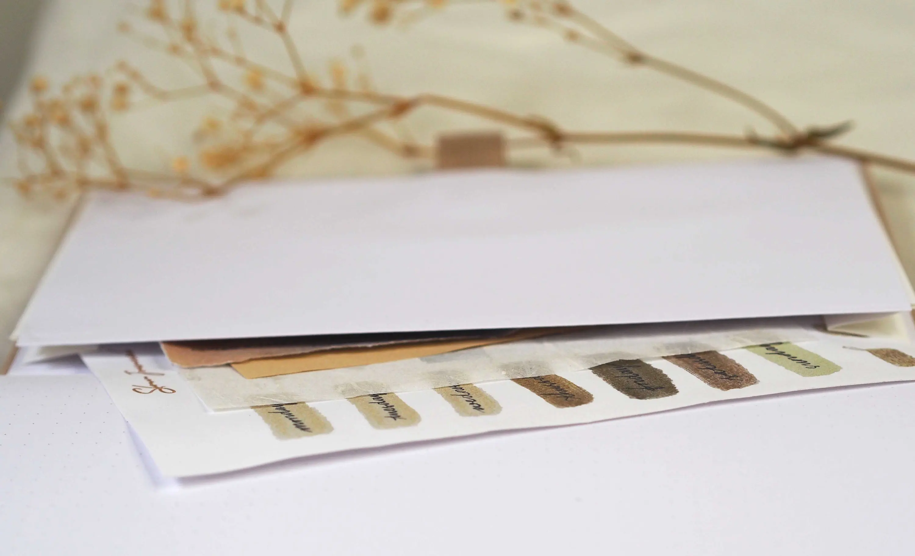 LABON A5 Gold Foil Dot Grid Notebook Green Journal Thick Paper 160gsm Dairy Dotted Journal Gift With Elastic Band