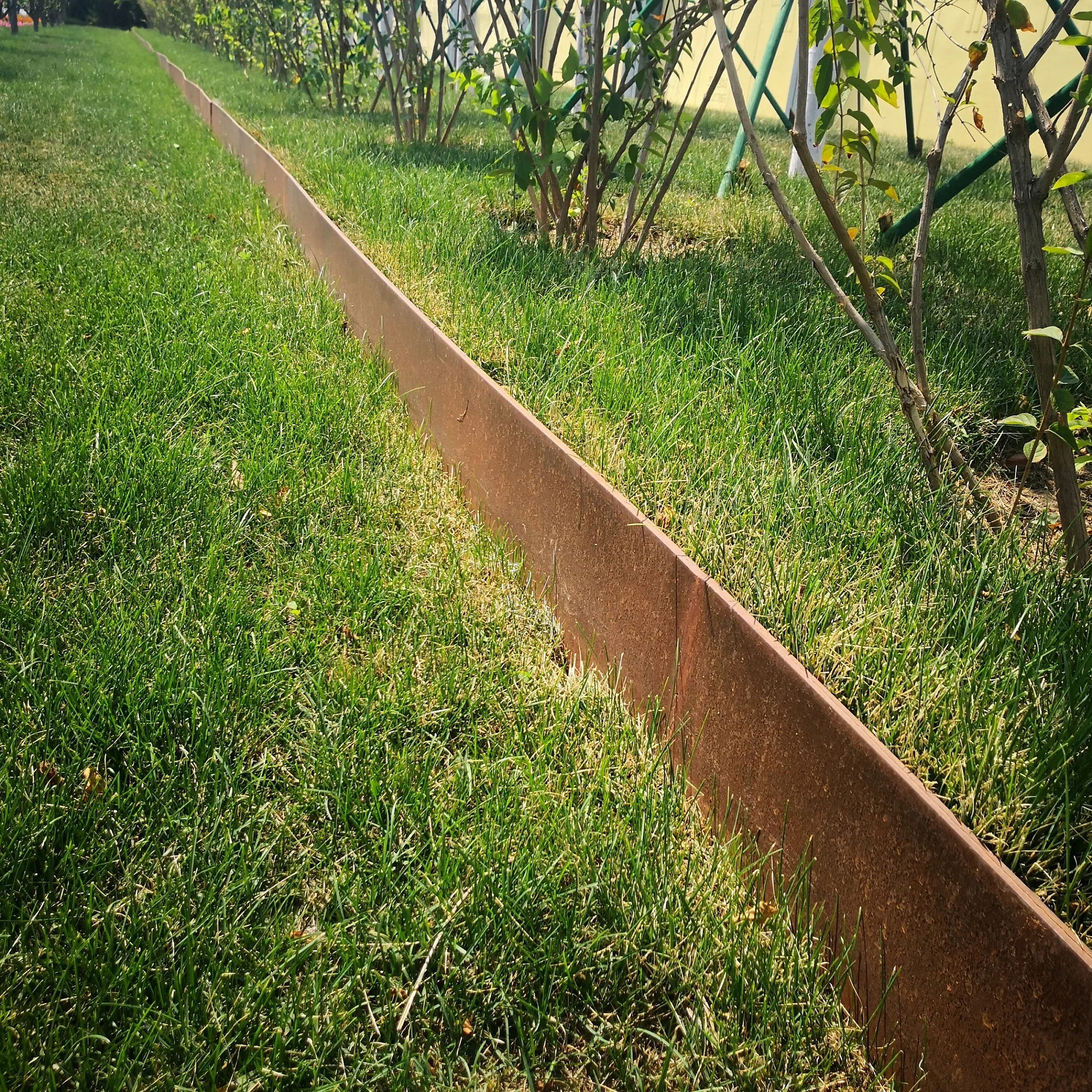 Metal Edging Corten steel garden edging corten  steel plate Steel Lawn Edge Installation