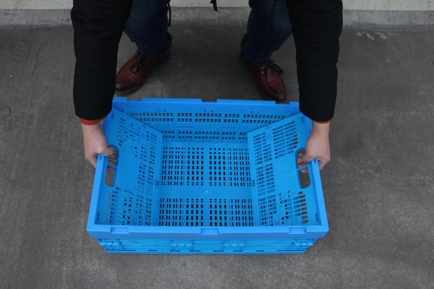 NEXARA 590*395*240mm Foldable PP Plastic Crate Solid Box Storage for Warehouses Hot Sale Series