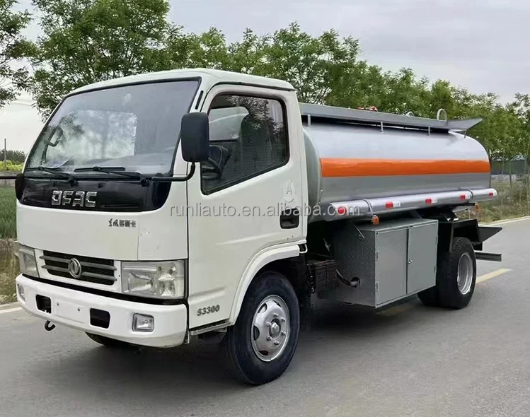 China Factory Customized DFAC 3000 Litres 3 M3 Fuel Truck Small Light Duty Oil Petrol Gasoline Diesel Fuel Tank Truck
