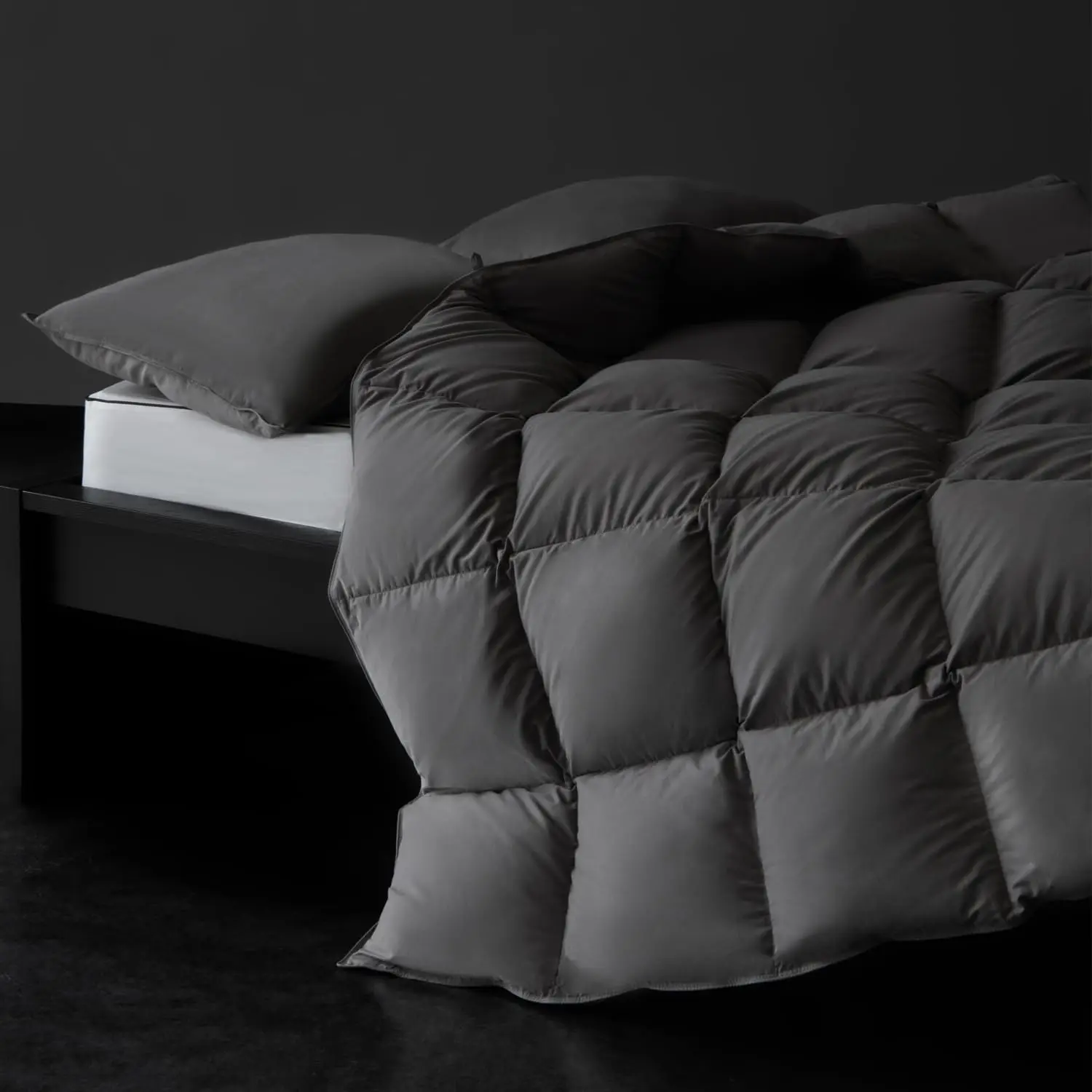 Luxurious 100%cotton White Goose Down Fiber Comforter Fluffy&Lightweight Down Duvet Insert Soft Bed Comforter with Tabs&Loops