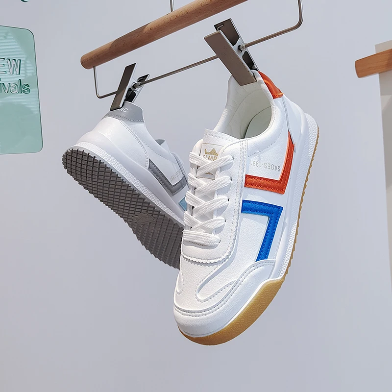 2021 Всесезонные туфли из микрофибры для доски белого цвета Размеры 35-40 модная повседневная женская обувь