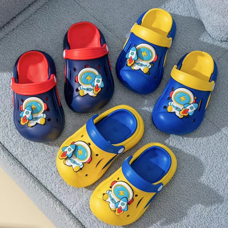 SATU Wholesale Baby Slides Sapceman Fresh EVA Clogs Sandals Soft Sole Summer Toddler Slides Slippers For Kid