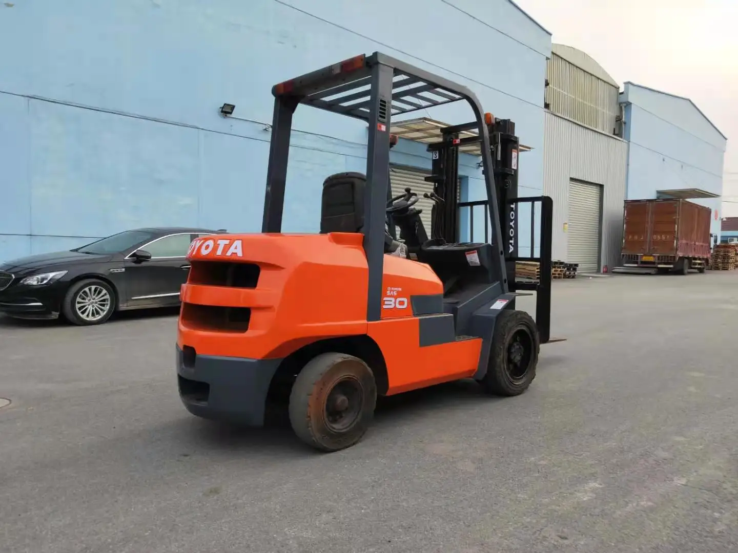 clean and good looking imported second-hand toyota forklift 3ton are hot for sale