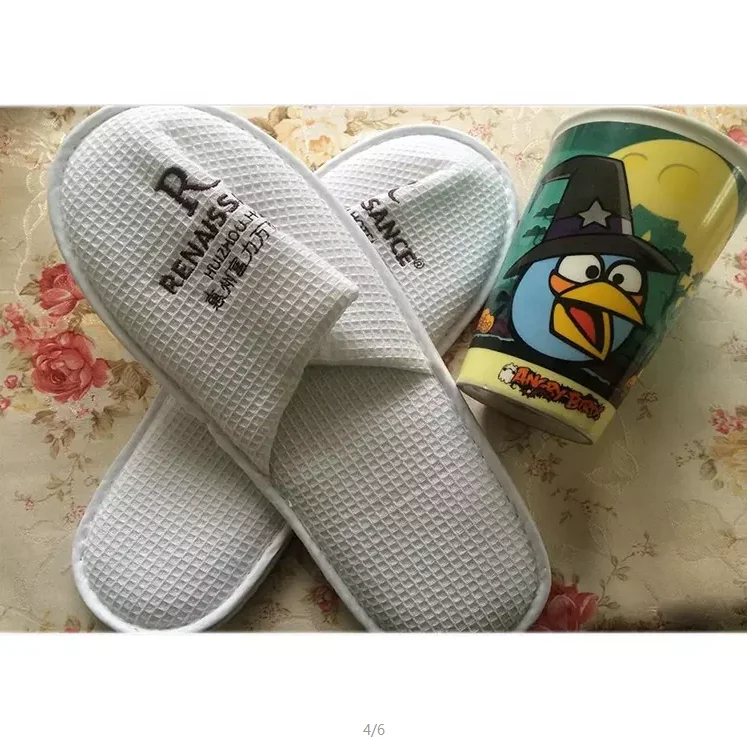Factory sale cheap prices safety and environmental protection customized white waffle disposable hotel slippers