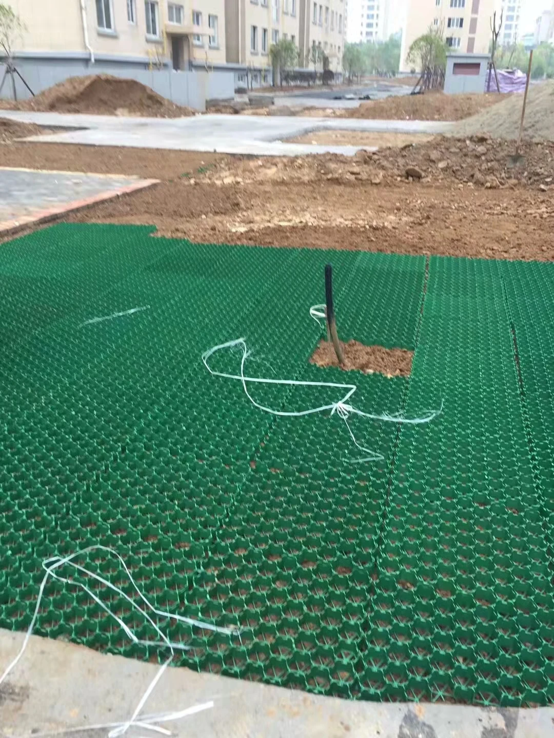 Factory Direct grass grid for Parking Plastic Grid Grass Plastic Paver Grid  pathway or driveway with Free Sample