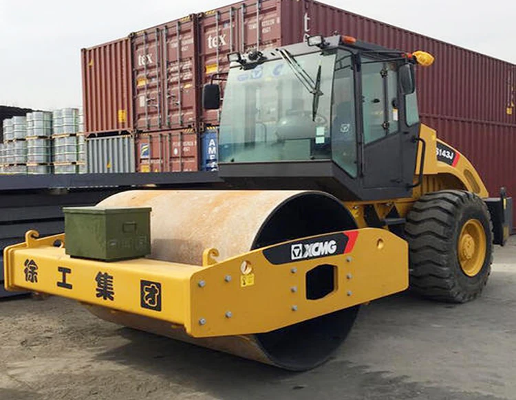  Вибрационный дорожный каток XCMG XS143J 14 тонн уплотнительный цена на
