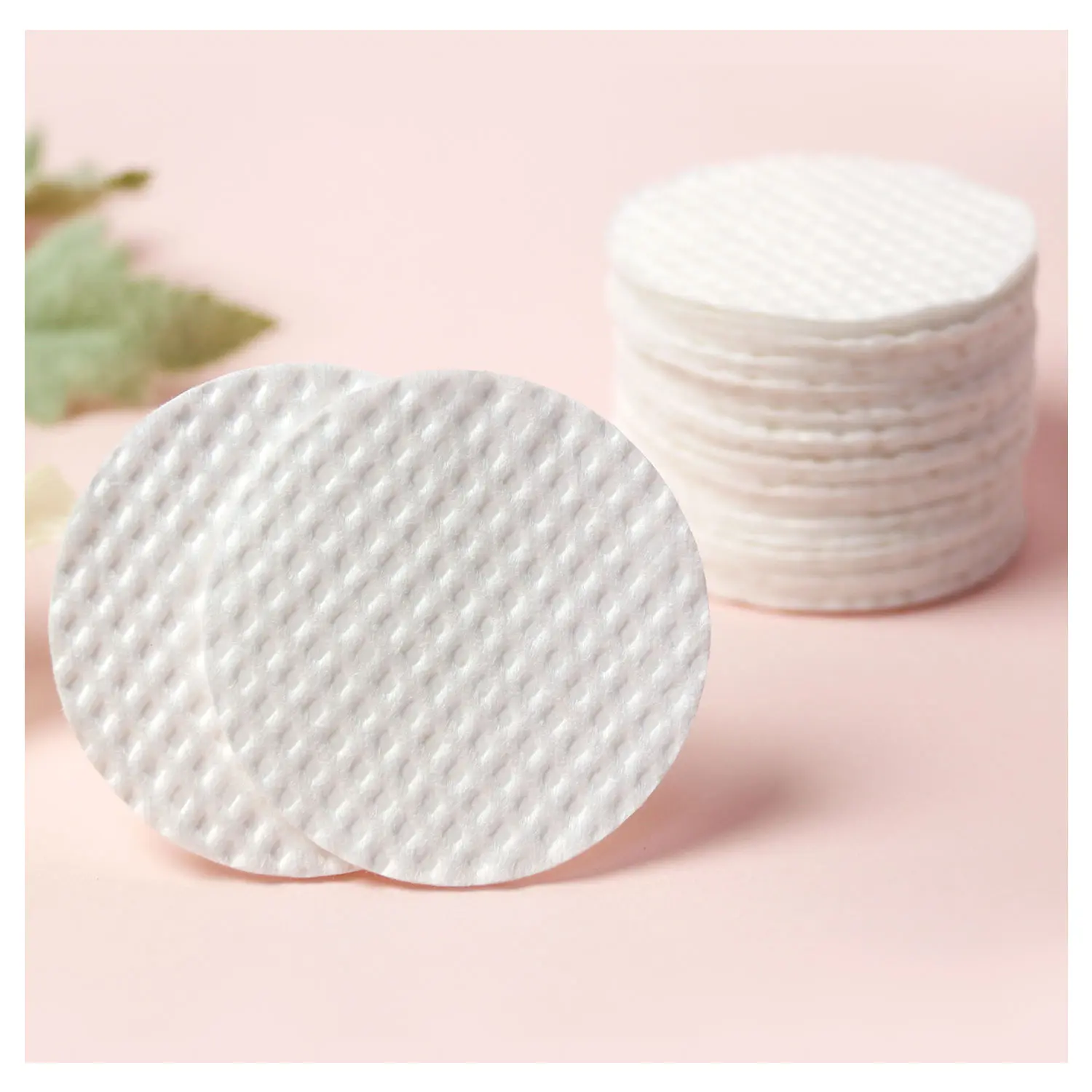 Wholesale Eco-Friendly Round Cotton Pads for Facial Cleaning Makeup & Skin Care OEM Accepted Remover Pads