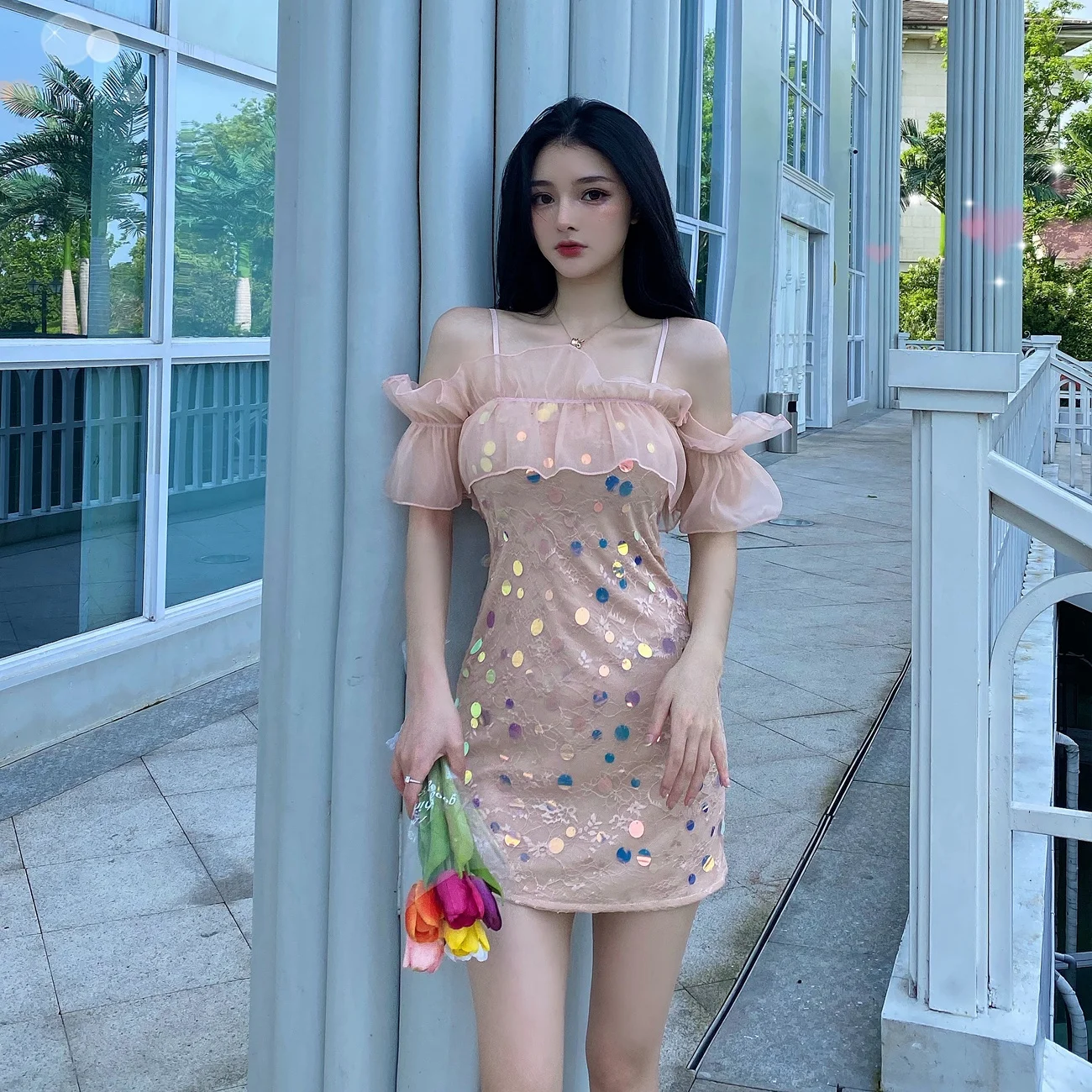 Бюстгальтер с рюшами на бретелях, короткий рукав, блестки, розовое ТРАПЕЦИЕВИДНОЕ короткое платье, милое платье