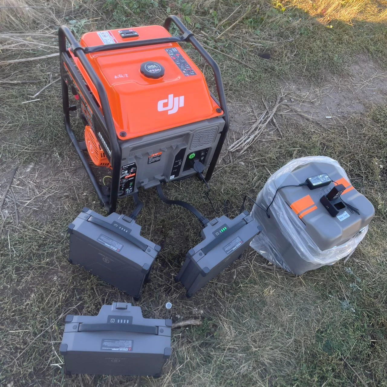 DJ Agricultural Drone D12000i Gasoline generator T40 accessories new D JI D12000i D12000ie for Agras T40