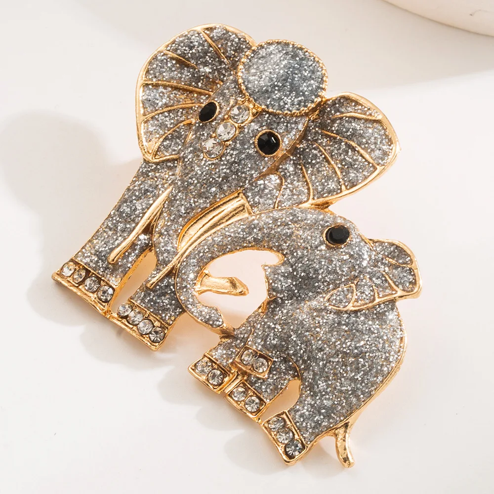 Fashion Cute Mother Child Elephants Enamel Brooch with Zircon Lucky Jewelry Women Men Wedding Gift Party Bag Accessories