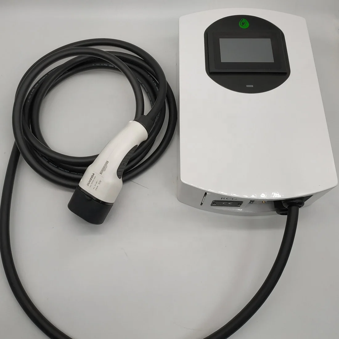 
22KW 400V 32A wall box charging pile with tethered 5m cables,type 2 plug,touching screen and type B RCD for EV,OEM 