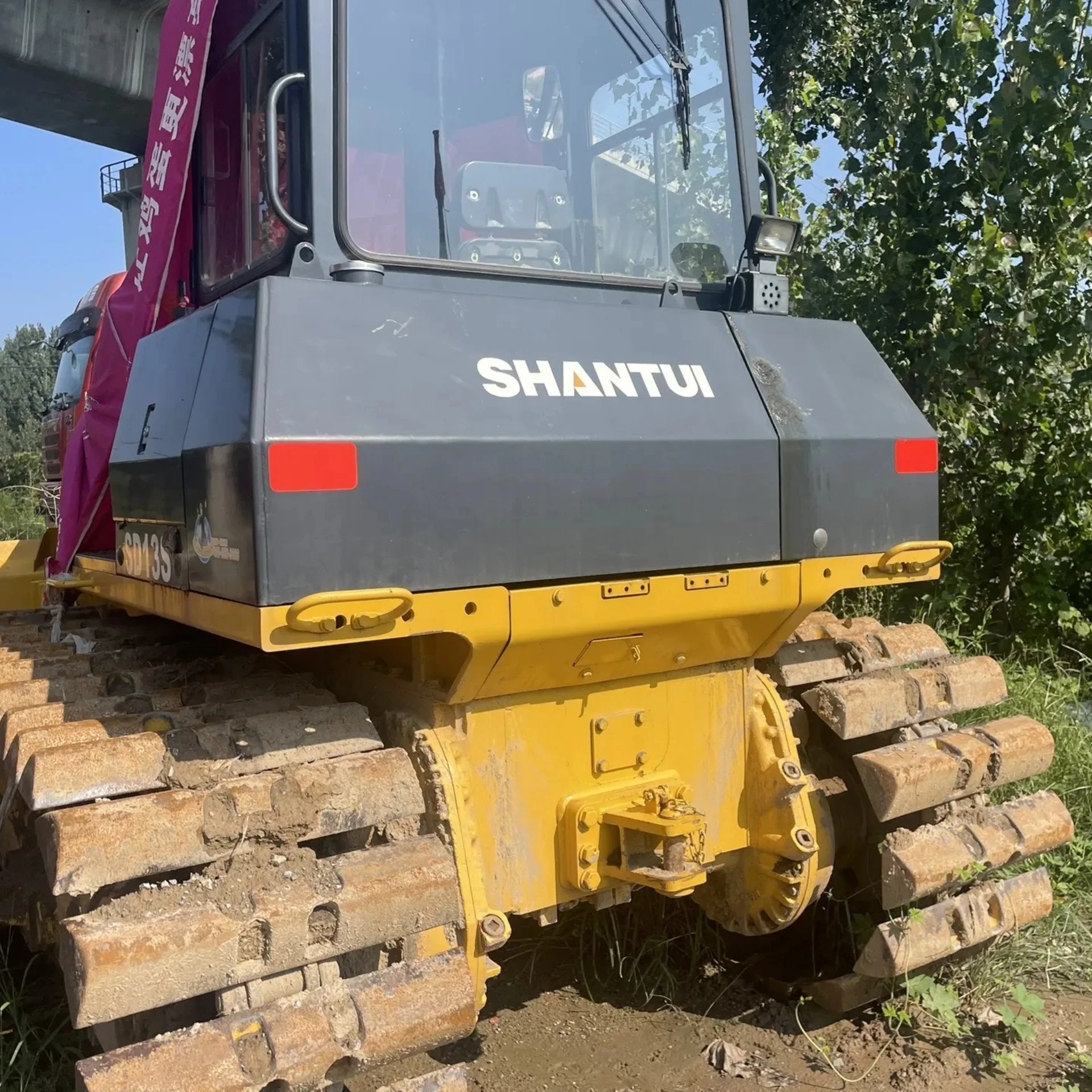 Shantui crawler bulldozer Used SD13 tracked bulldozer for sale ,Cheap China Komatsu Shantui SD13  dozer