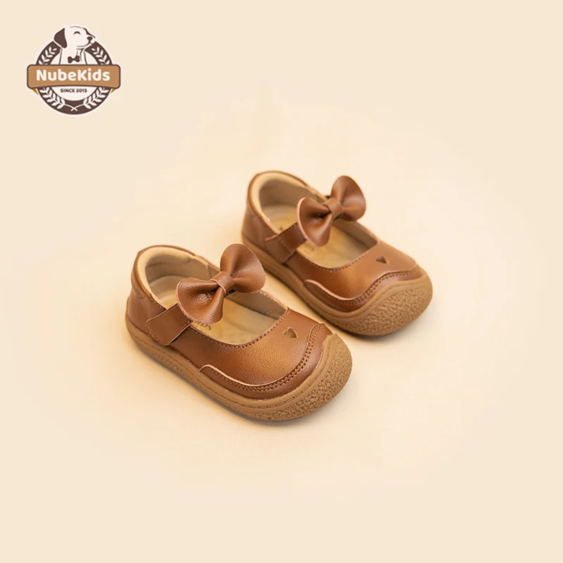Hot Selling Anti-Slip Girls Soft-Soled Leather Shoes Baby Hollow Heart Toddler Round Toe Shoes