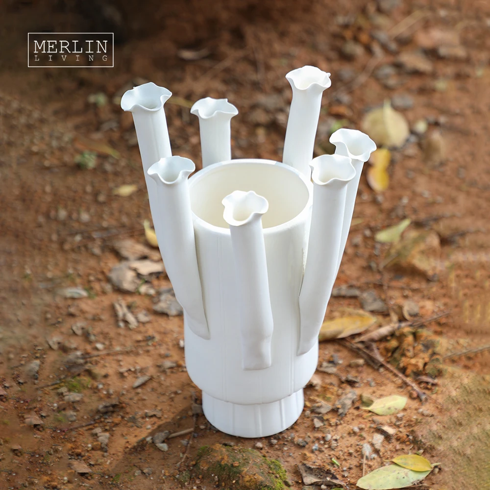 Merlin Living handmade Ceramic vase Abstract shape glazed vase nordic home decor Chaozhou Ceramic Factory Manufacturing