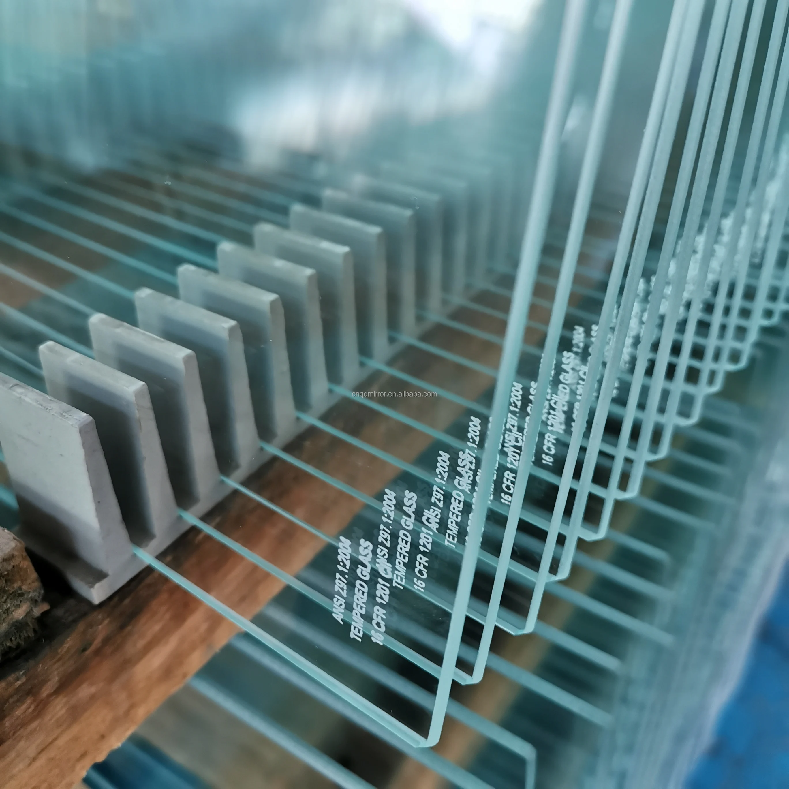 china factory 3mm 5mm 8mm safety glass clear tempered glass in unit price