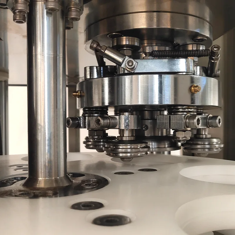 KAPACK automatic soft drink can sealing machine tin can meat can sealing machine