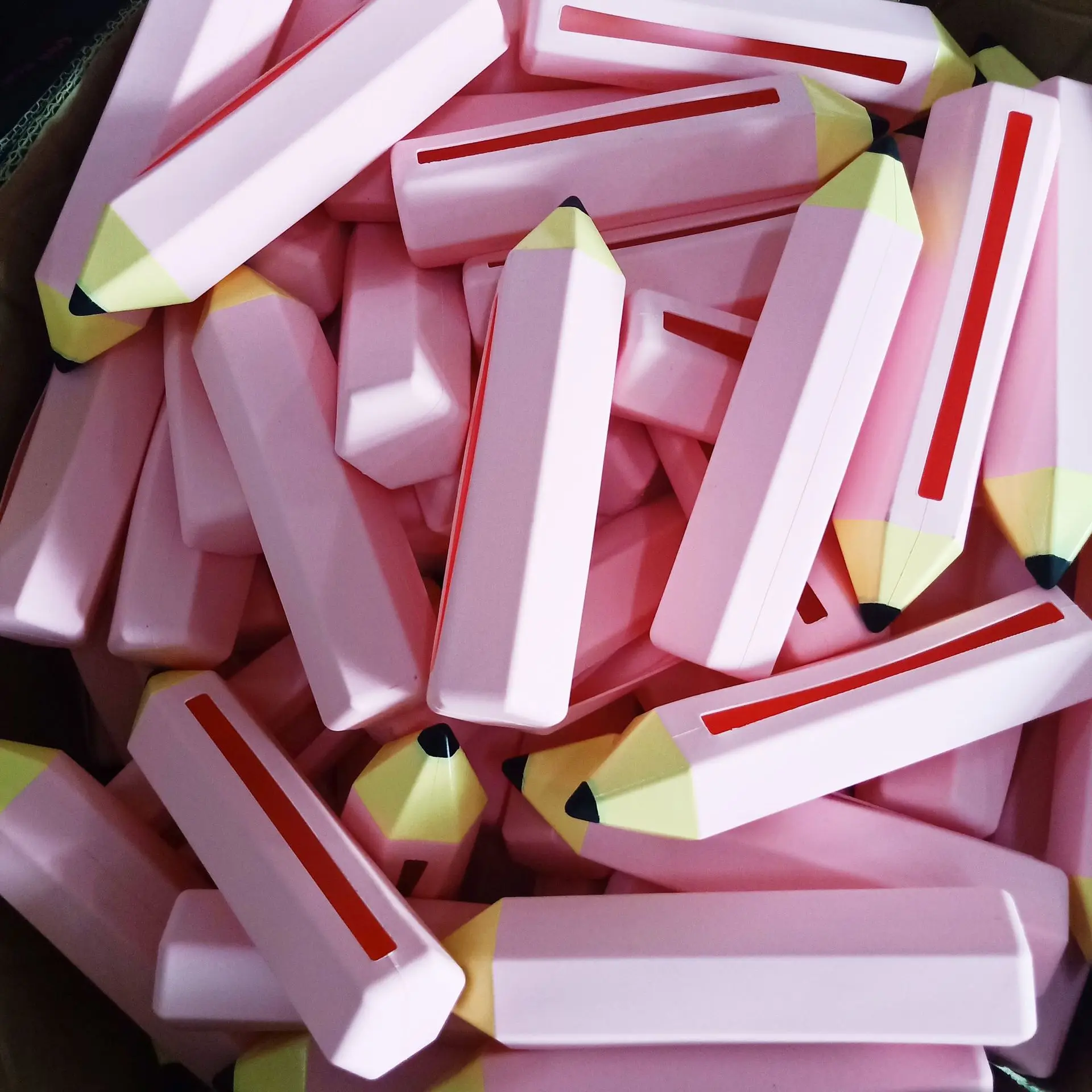 OEM ODM custom logo reusable bpa free plastic free school office fashion stationary zipper pencil shape silicone pencil case