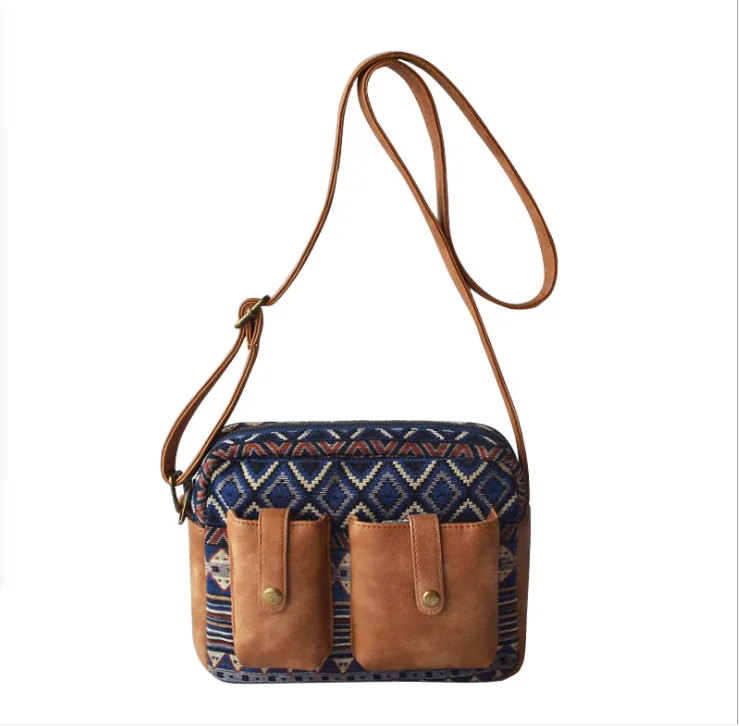 New type locomotive single shoulder slant cross small bag personality retro small square bag European Beauty Bag