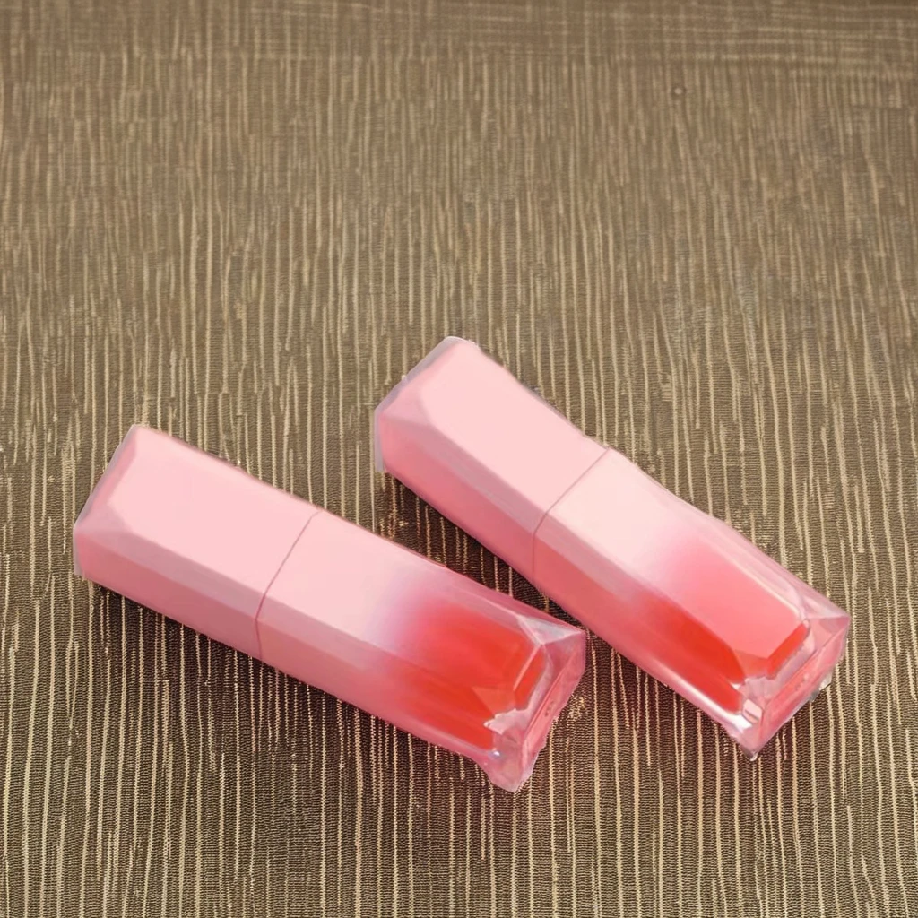 High Quality Mineral Lip Gloss Waterproof Liquid Lipstick with Long-Lasting Mate Finish Custom Logo Sample Size