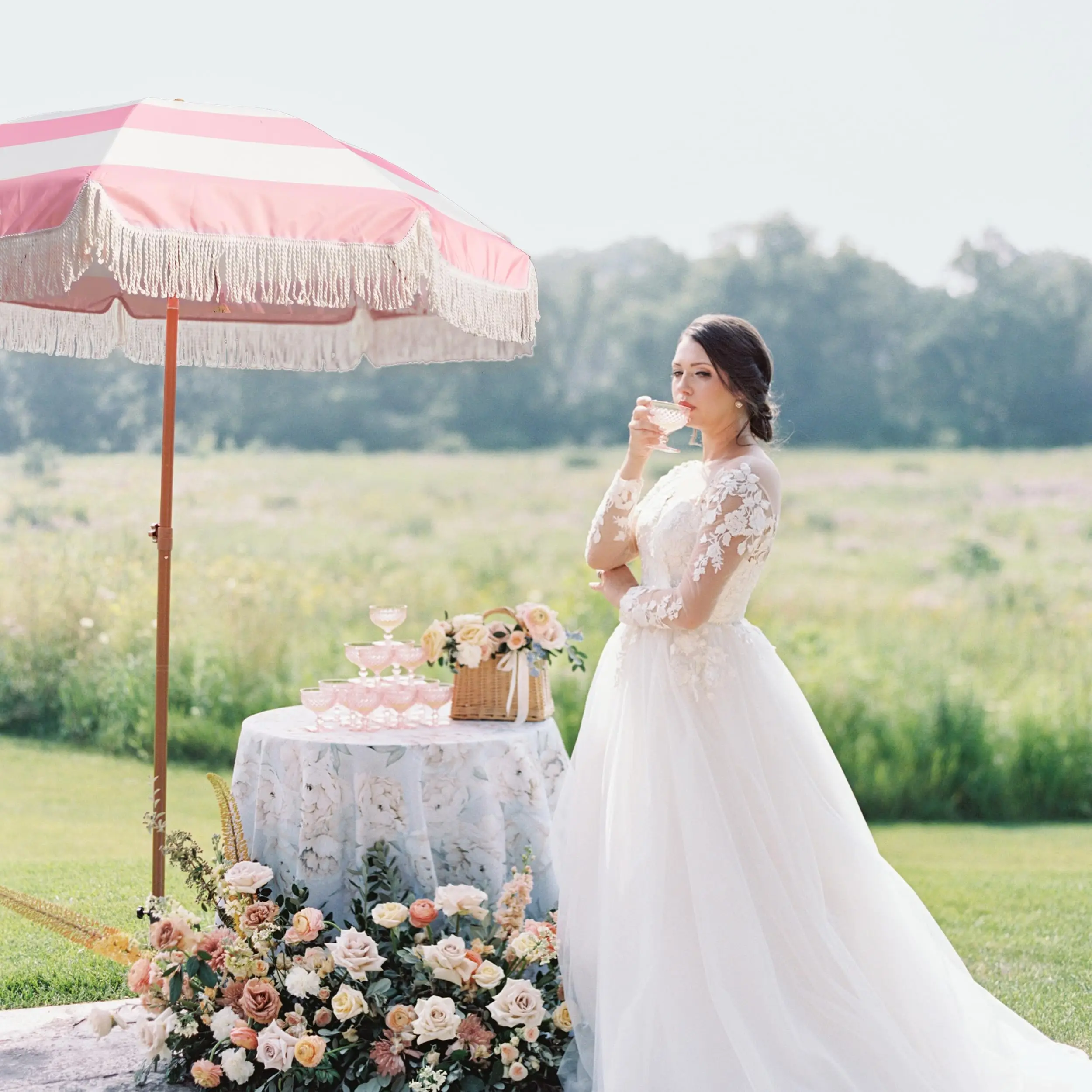 Wholesale Price Patio Beach Outdoor custom strongTable Tassel Umbrella UPF50+ Premium Steel Pole and Ribs Push Button Tilt