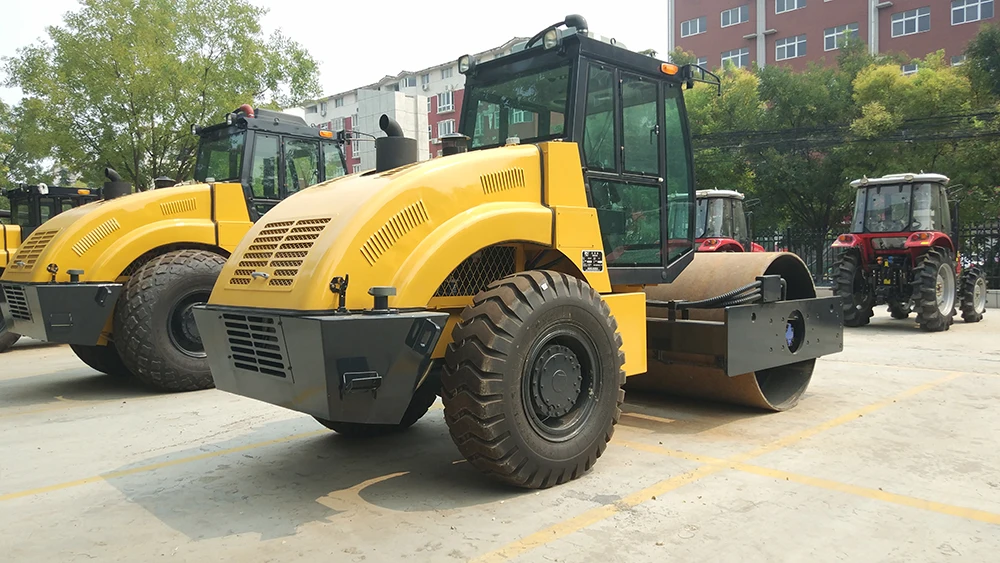 China Top Manufacturer lutong Trash Road Roller LT212 Compactor For Sale