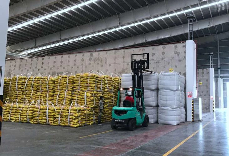 Quick-Release 15-15-15 NPK Organic Fertilizer 20-20-20 Water Soluble Foliar for Agriculture Organic Powder