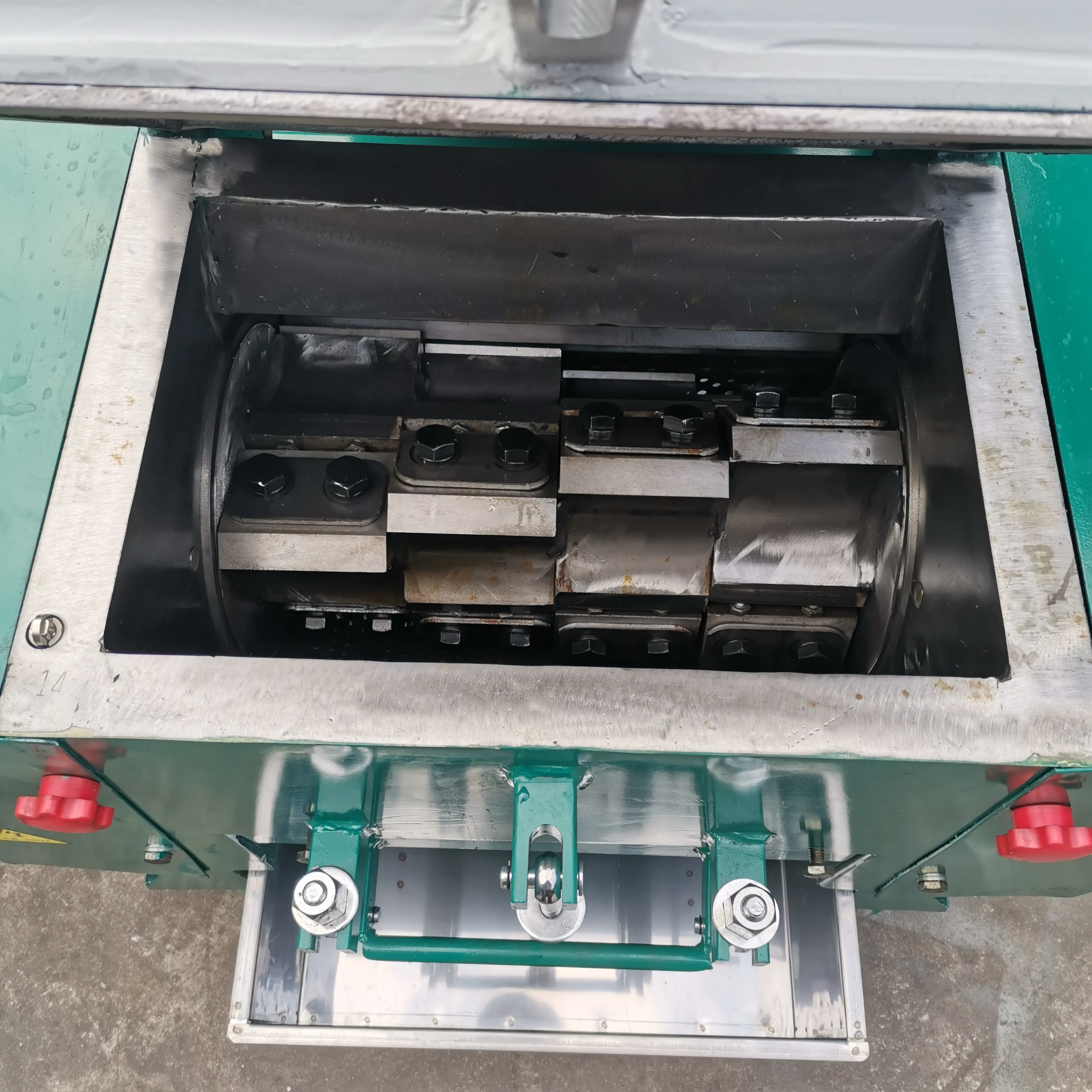 NJWG PVC Plastic Pipe Crusher/Pipe Crushing Machine