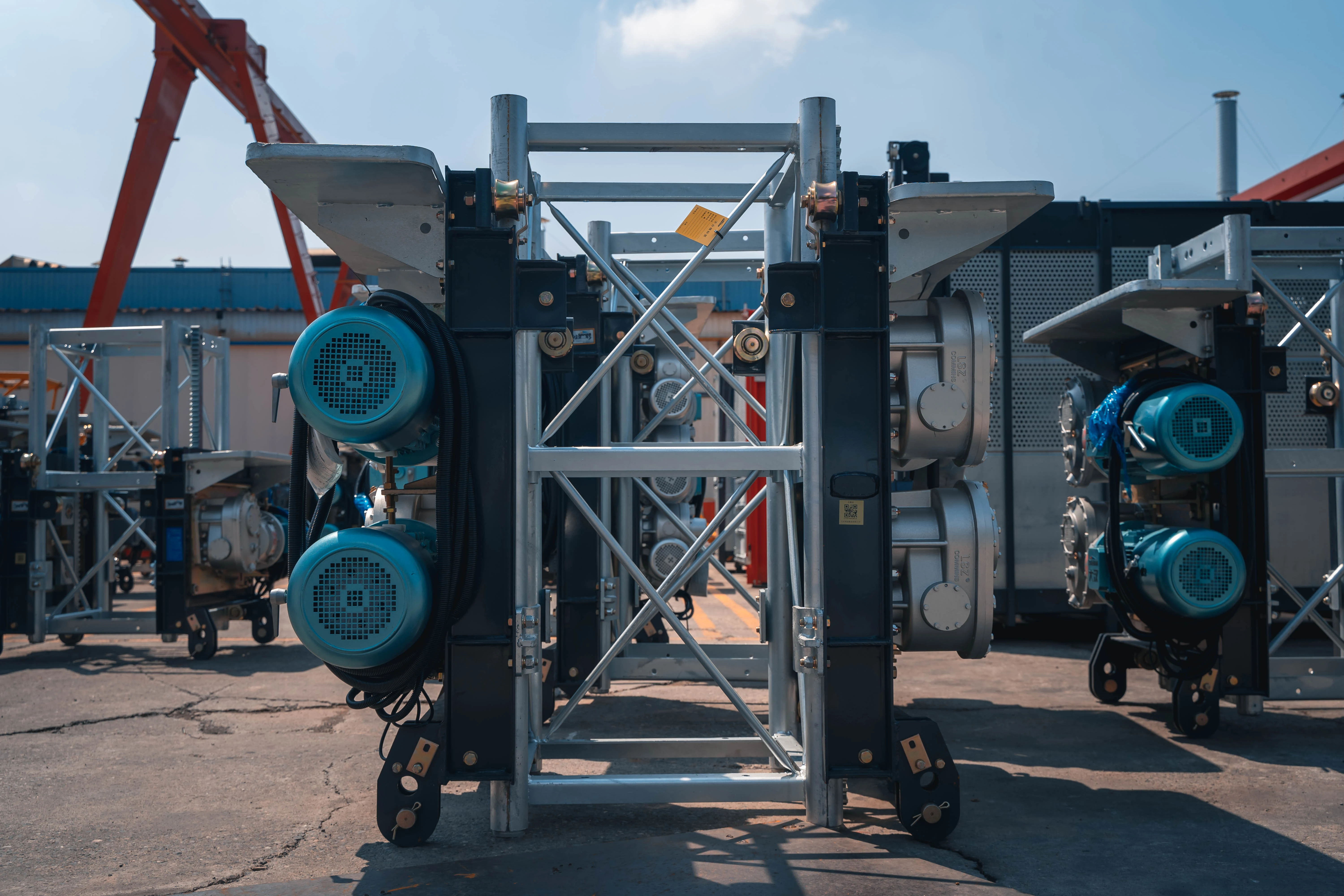 Commercial Construction Hoist 1T or 2T Passenger Elevator 2000Kg Loading Capacity Lifter for High Rise Building