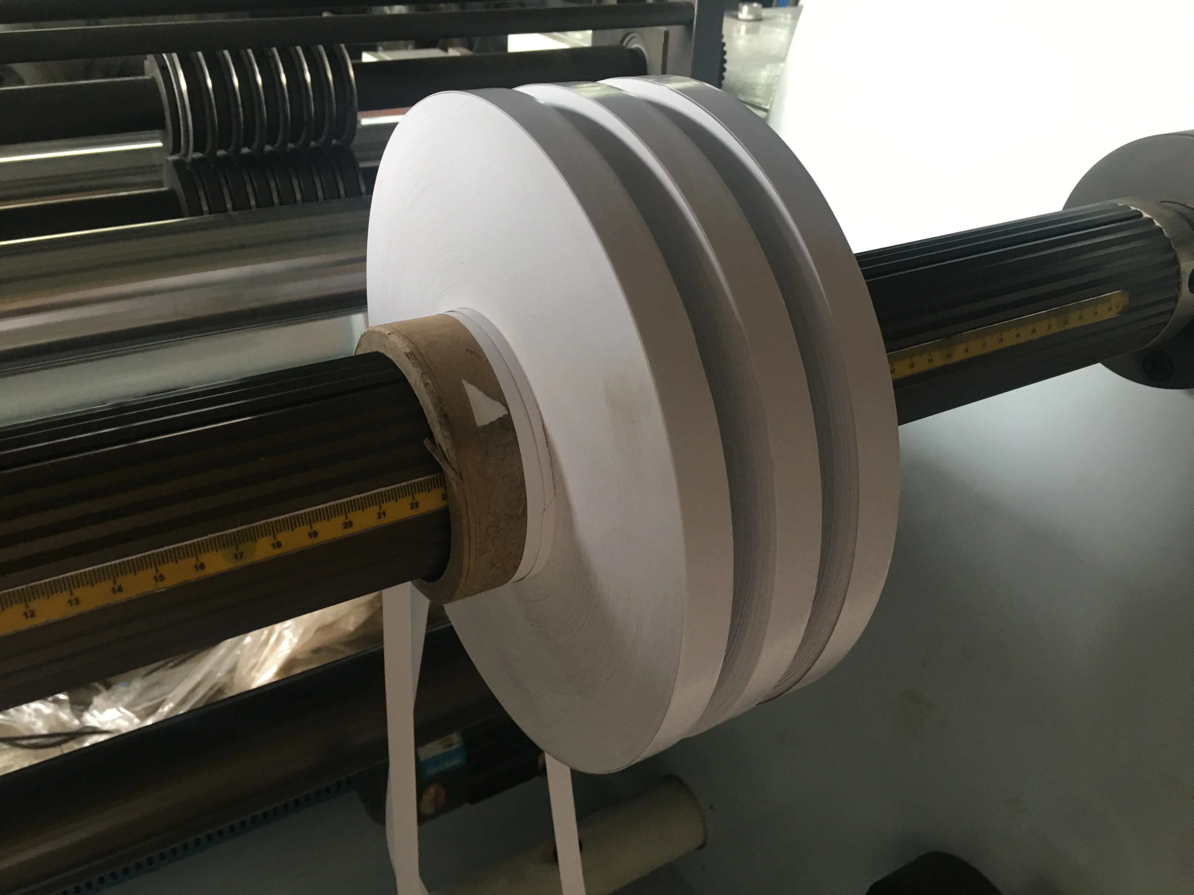 
HJFQ--500A auto tension control adhesive label paper sticker slitting and rewinding machine 