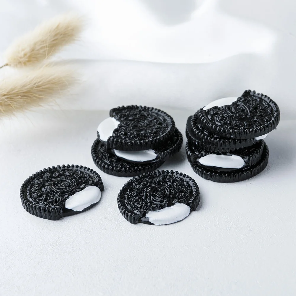 Simulation Colorful Oreo Chocolate Cookie Flat Back Resin Pendant Charms DIY for jewelry making Craft Decoration Accessories