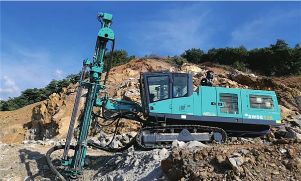  SWDE138 SUNWARD интегрированная буровая установка для горных работ DTH с