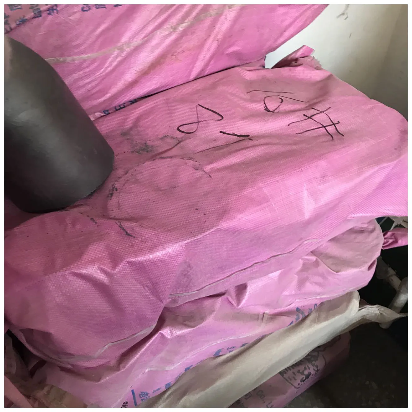 graphite clay crucible 16# factory manufacture  refining and melting gold, sliver, copper, iron, aluminum and gas cutting slag