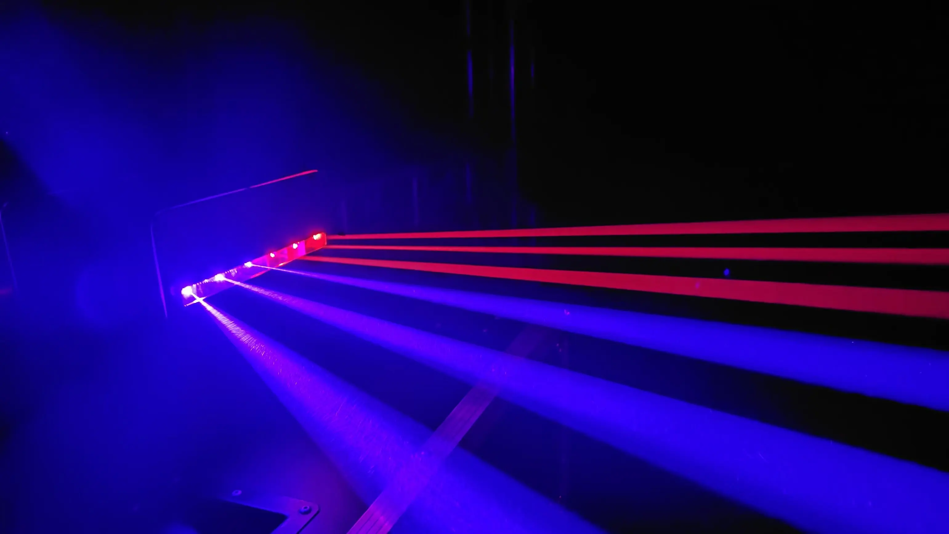 Cheap Price R500MW*6 6-Axis Laser Bar IP65 Waterproof DMX 512 Controlled Party KTV Bar Stage Lights