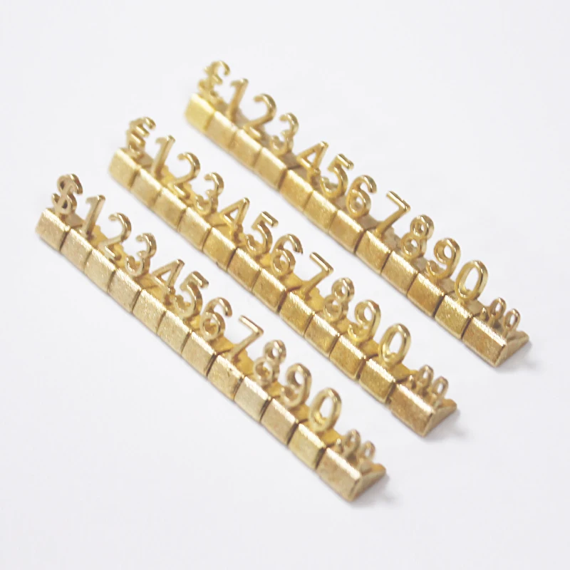 Оптовая Продажа Регулируемая цена стенд золото серебро цена куб для ювелирного магазина Бесплатная комбинация цены номера