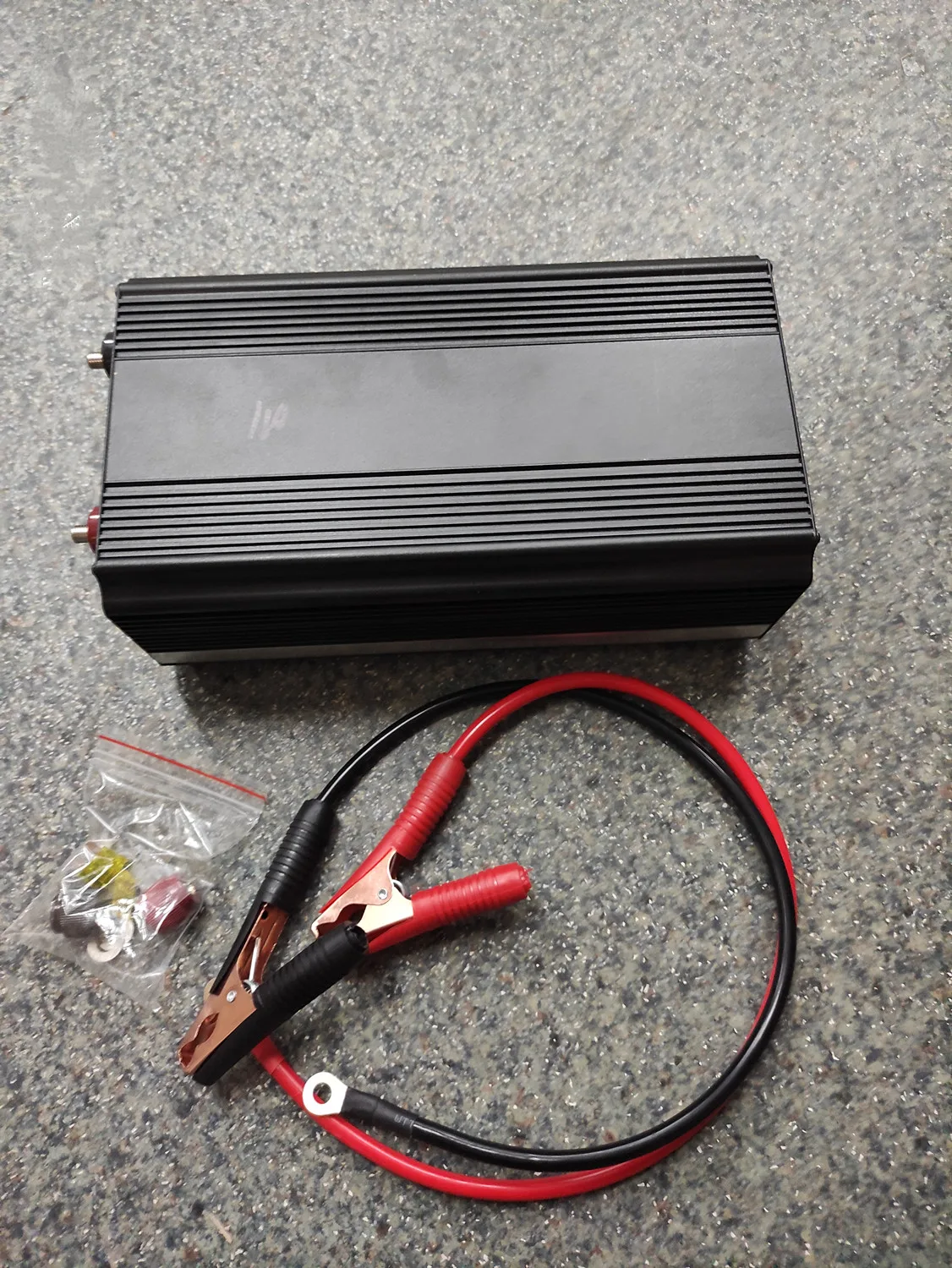 DC to AC 1500W 12V 24V Car inverter Modified sine wave inverter Converter