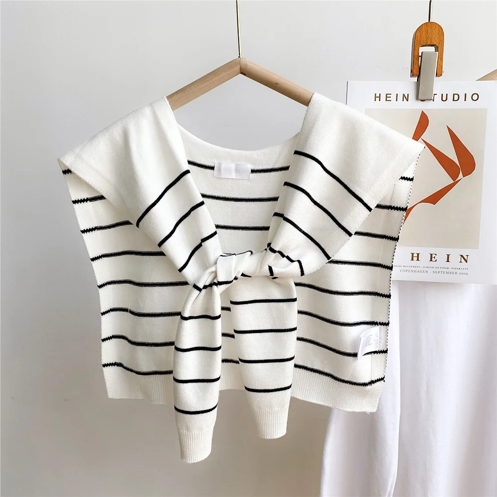 2023 Wholesale Hot Sale Multi Color Autumn Short Section Knitted Small Shawl Collar Sweaters Scarf Ladies Women Korean Style