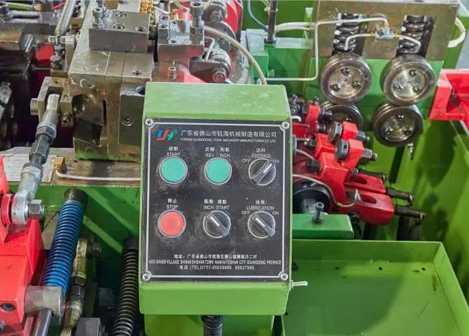 Multi-station hex head cold heading machine long screws making machinery